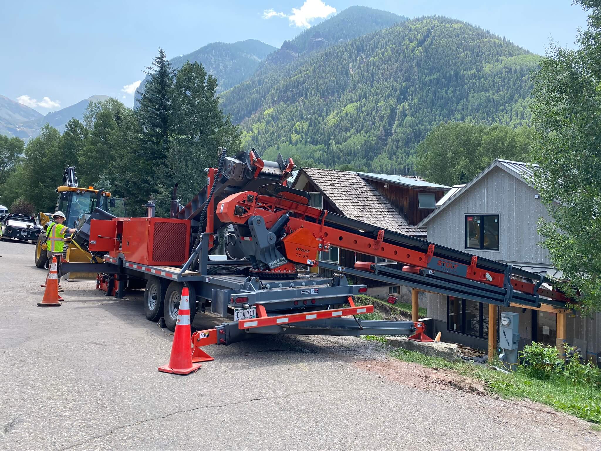 Stout Conveyor System in action